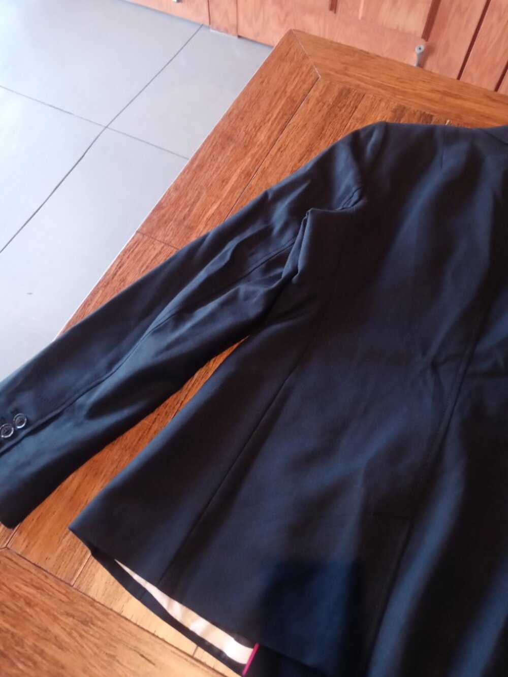 BANANA REPUBLIC 2 button jacket in navy (sz12) - Picture 15 of 16